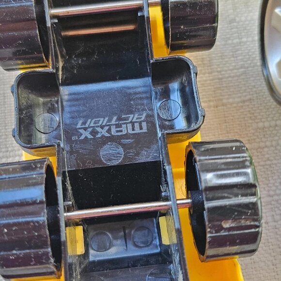 DIG Maxx Action Yellow Truck Green Mega Blocks Car Push Up Toys Lot of 2 - Picture 4 of 11